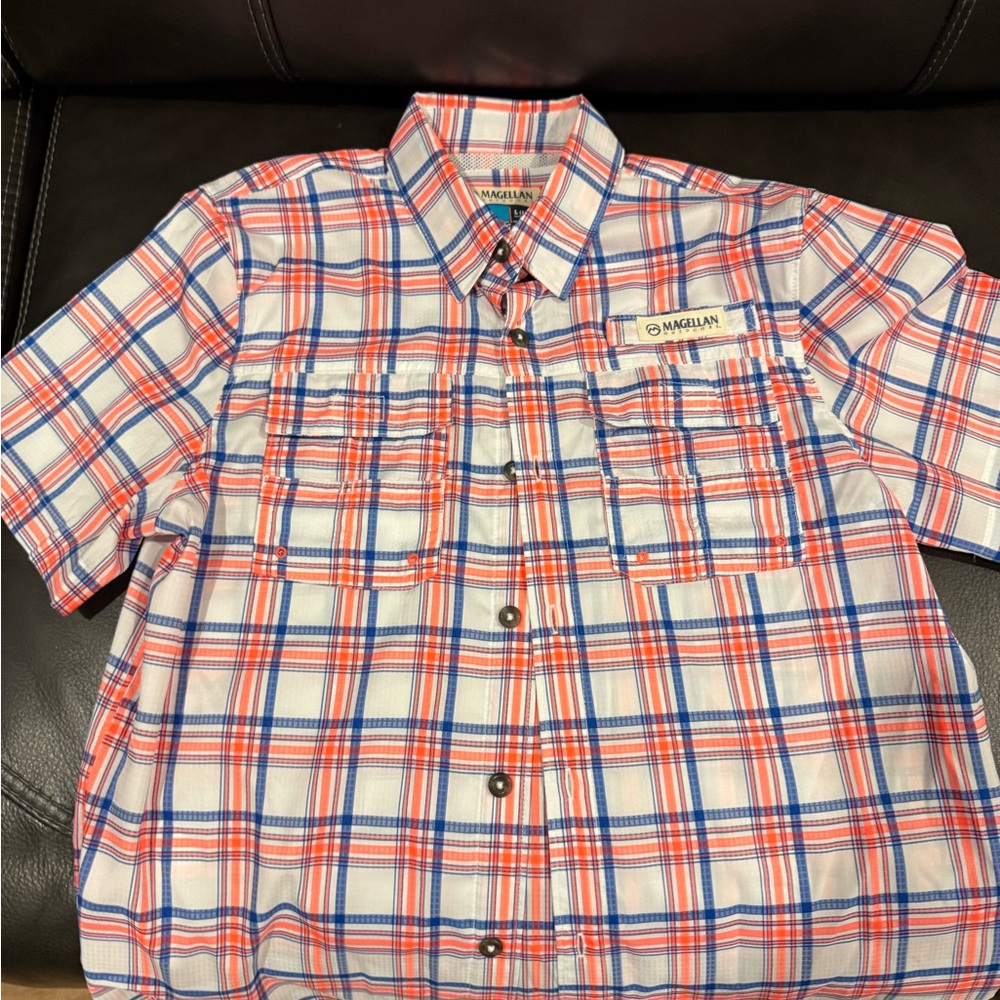 Magellan Outdoors Button Down Shirt
